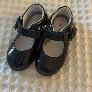 Black patent leather Mary Jane 6.5